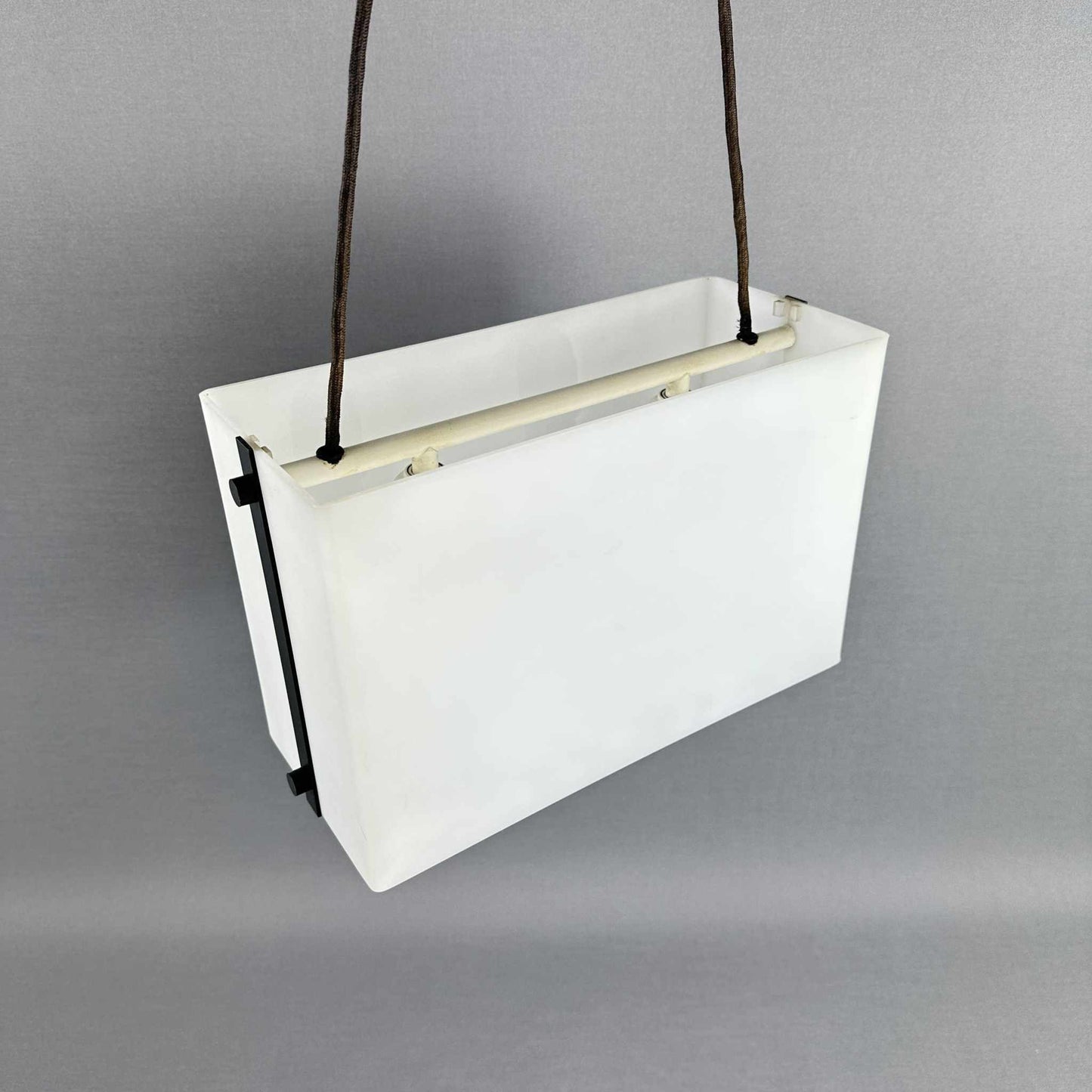 Lidokov Hängeleuchte aus den 60er Jahren mit Kunststoff, Metall und Messing in Mid-Century Design