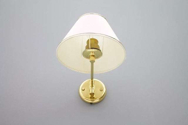 Messing Swing Wandleuchte mit Schwenkarm im 1970er Regency-Stil, flexibel ausrichtbar