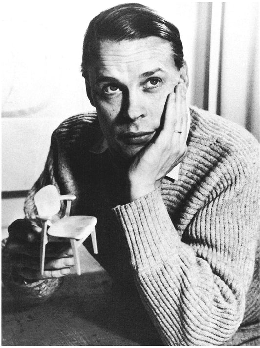 Ilmari Tapiovaara war ein finnischer Möbel Designer des 20 Jahrhundert
