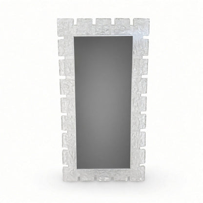 Hillebrand Leuchtspiegel frontal, rechteckiger Spiegel in breitem Acrylrahmen mit gezinnter Eisglas-Kontur