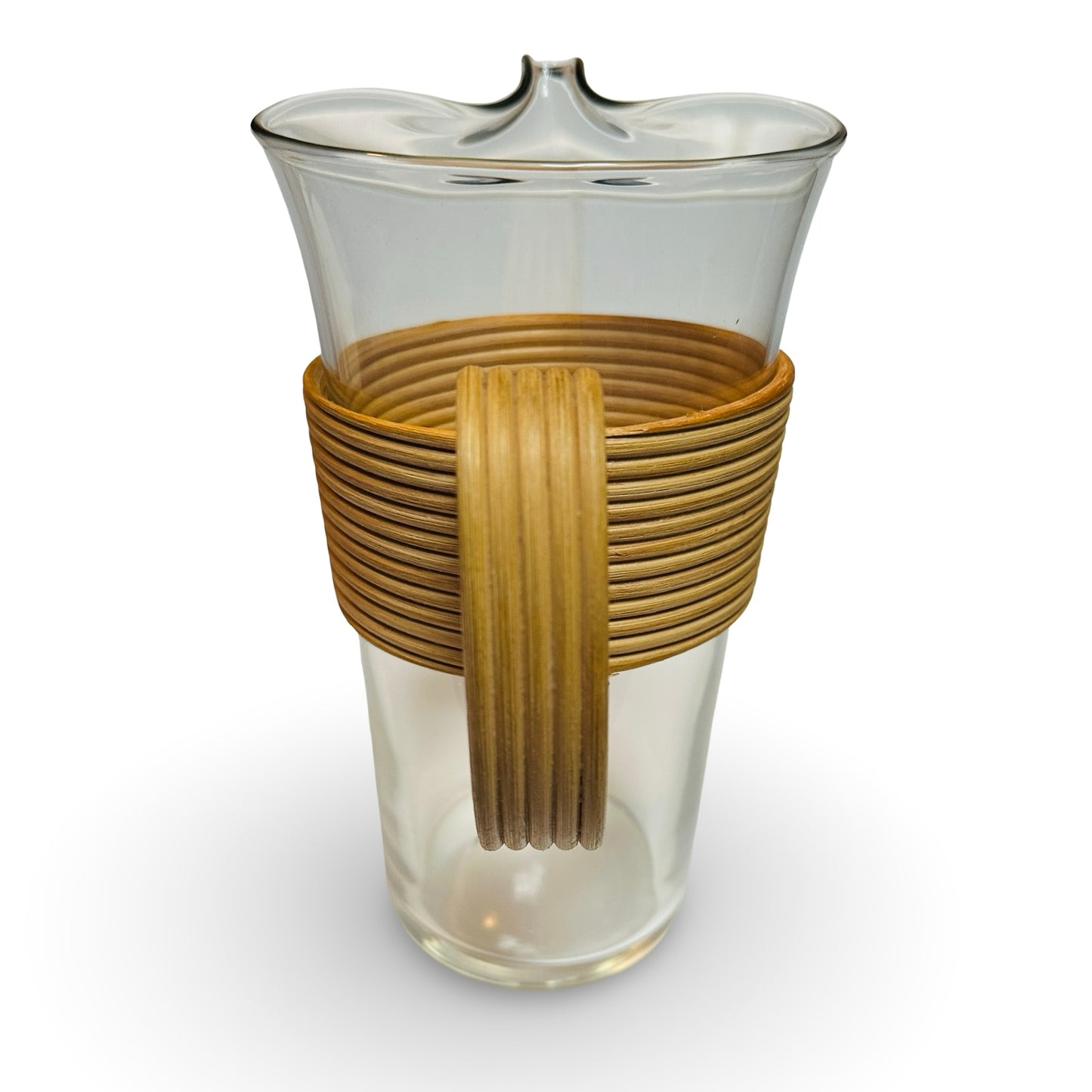 Laurids Lønborg Glaskrug mit Rattan-Wicklung und Ringgriff · Dänisches Design