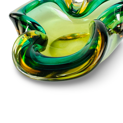 Murano Sommerso Schale/Aschenbecher, Kleeblattform, Grün & Bernstein, 1960er/70er