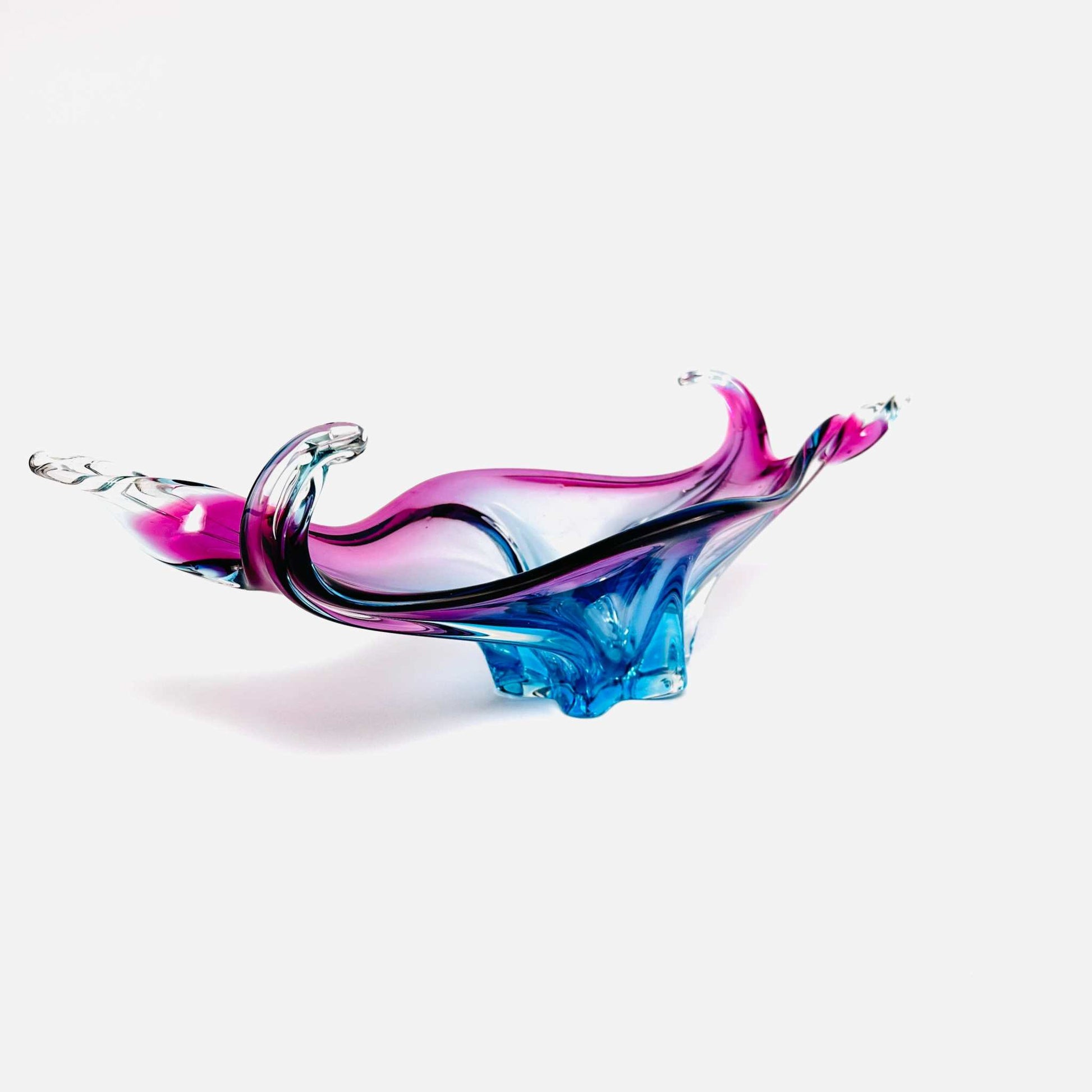 Große bunte Murano Glas Schale der 1960er Jahre mit farbenfrohem Verlauf und venezianischer Handwerkskunst