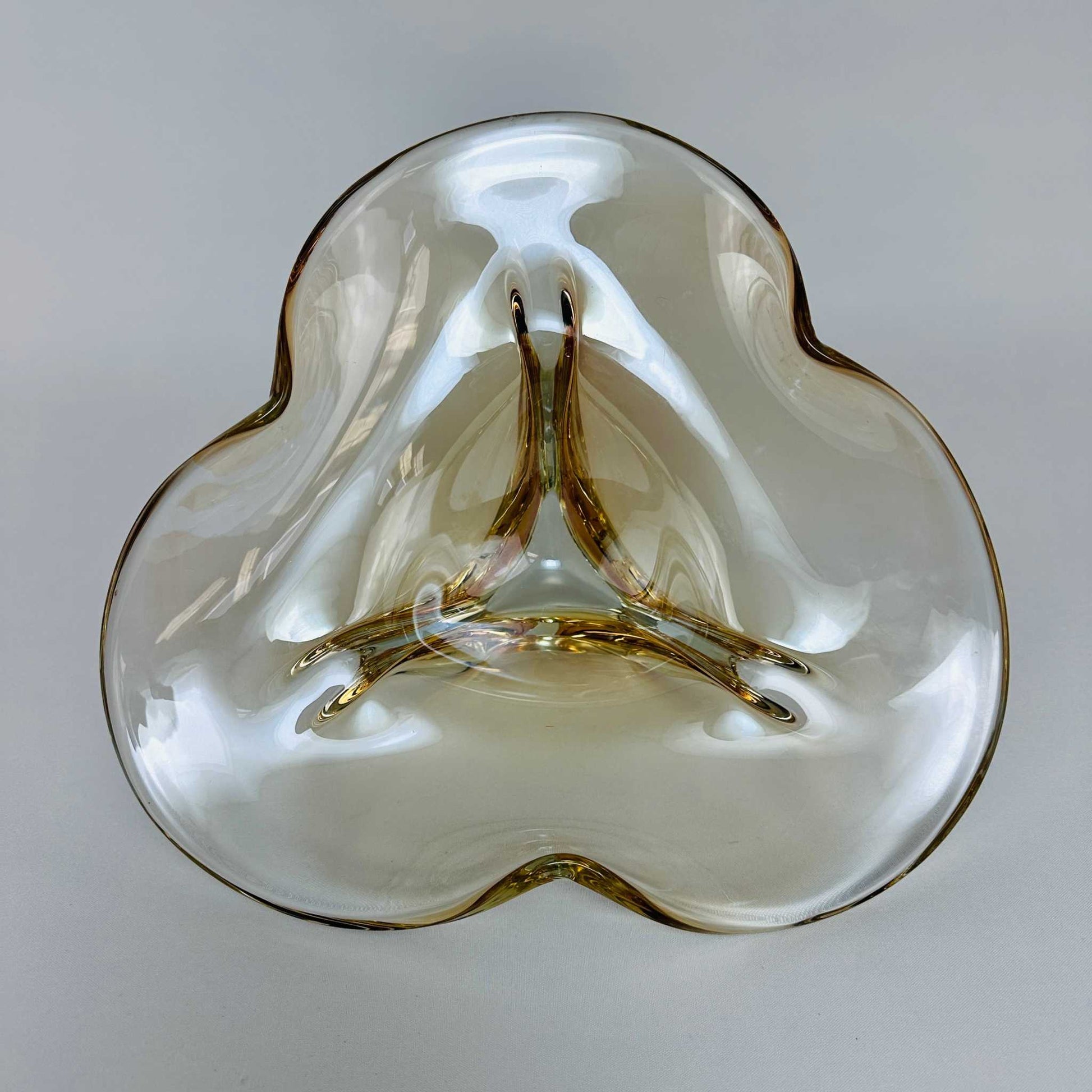 Große Murano Glas Schale von Frantisek Zemek aus den 1960er Jahren mit außergewöhnlicher Färbung