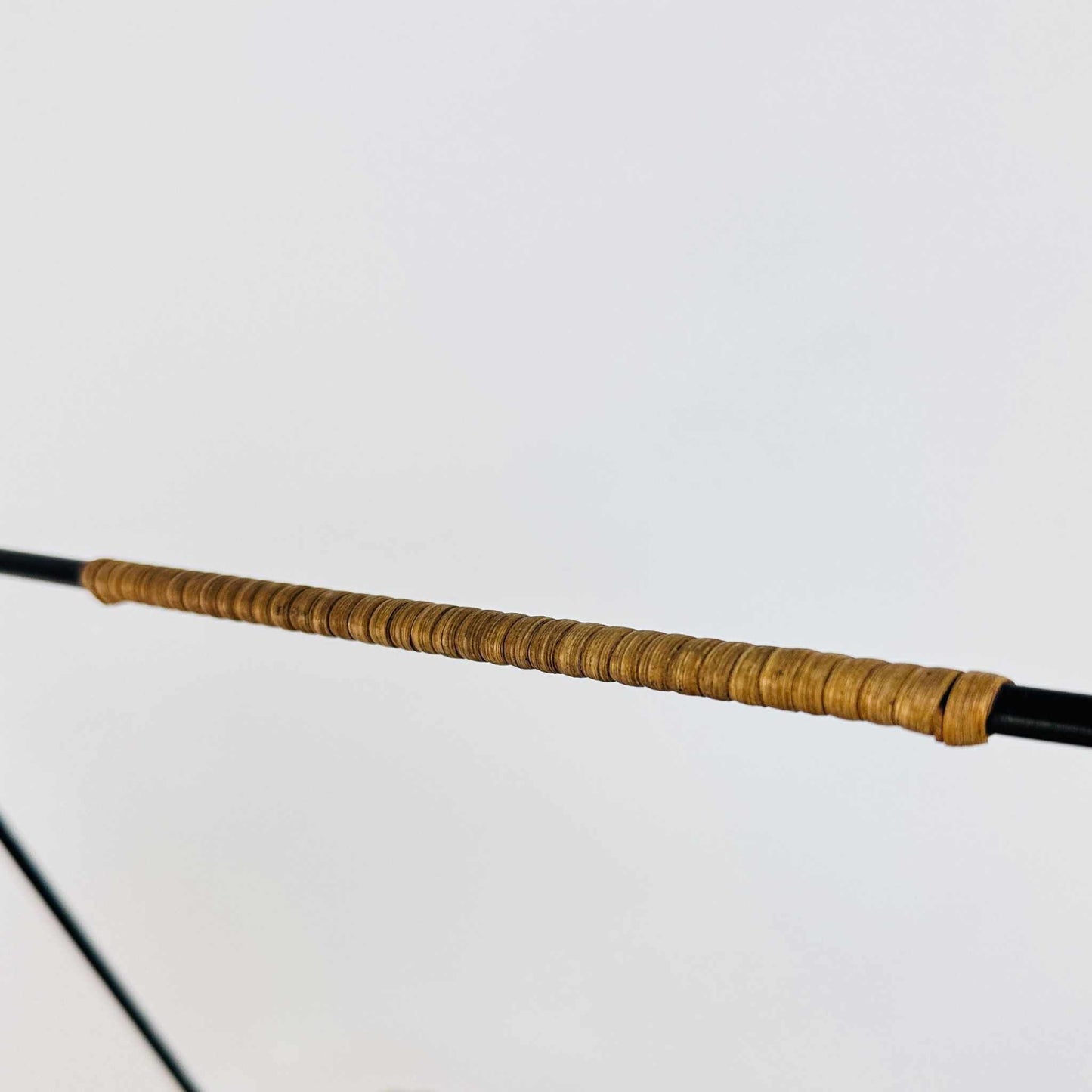 Korb Flaschenhalter aus Metal und Geflecht 1950er