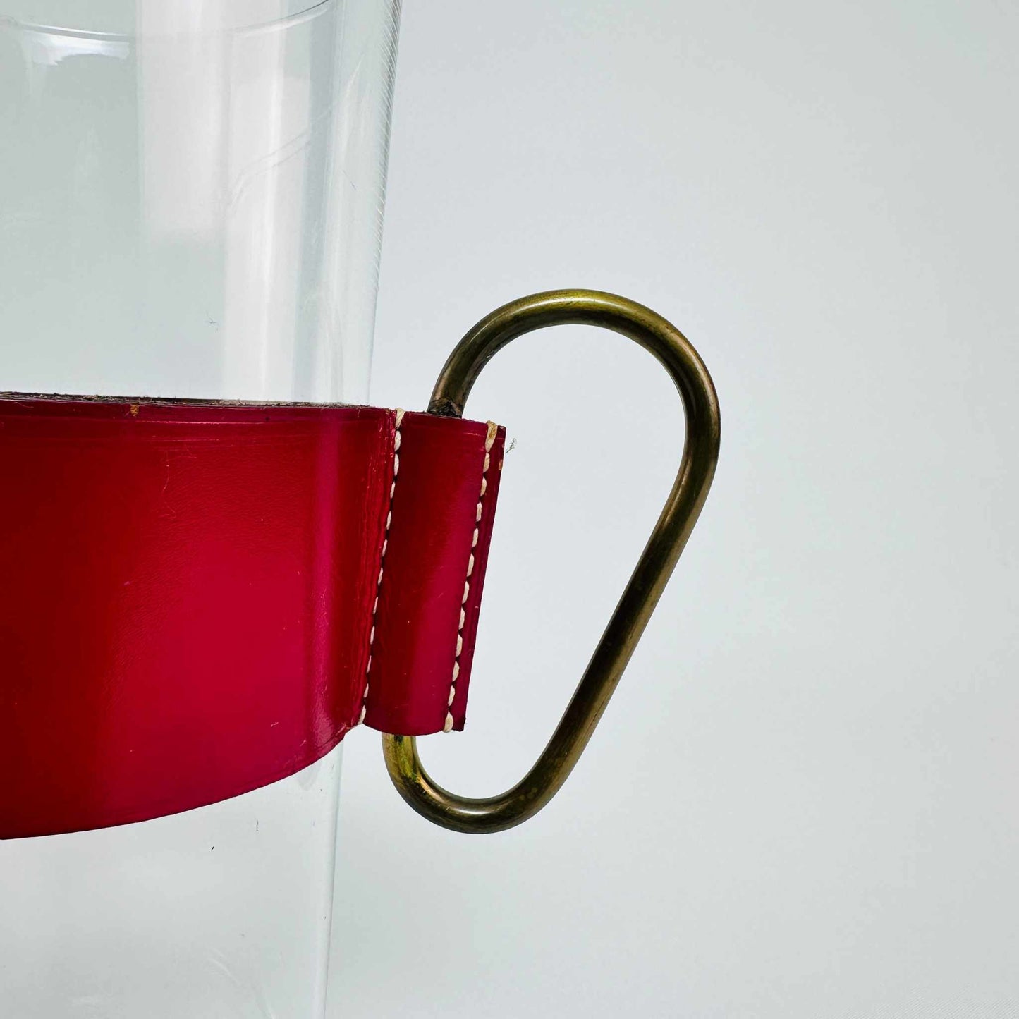 Carl Auböck Glas Karaffe mit Leder und Messing 1950er