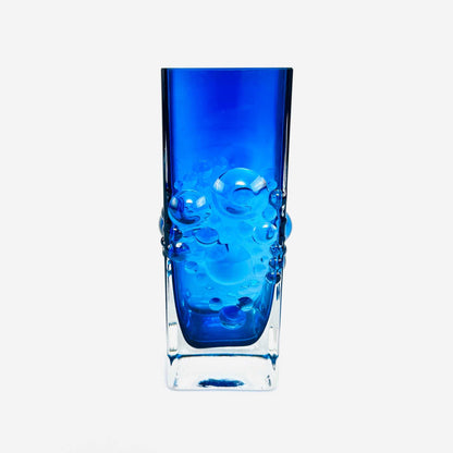 Frontansicht der blauen Bulle-Glasvase von Tamara Aladin mit klarer Basis und aufgelegten Glasblasen, 1970er