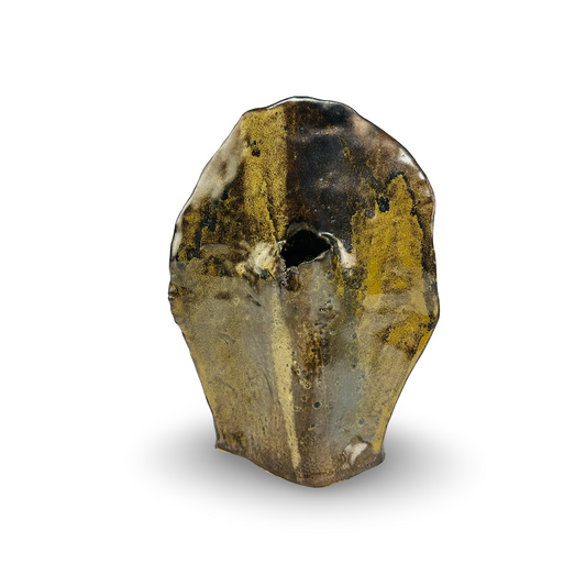 Vintage Studiokeramik-Vase in skulpturaler Plattenform mit Oliv-, Ocker- und Bronzeglasur, Frontansicht, 1970er/80er