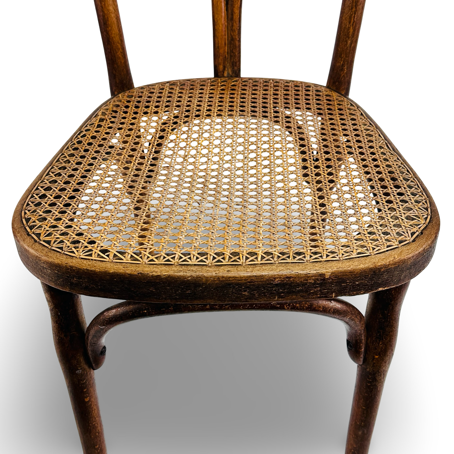 Thonet Bugholzstuhl Model 107 von 1900 mit originalem Geflecht in gutem Zustand