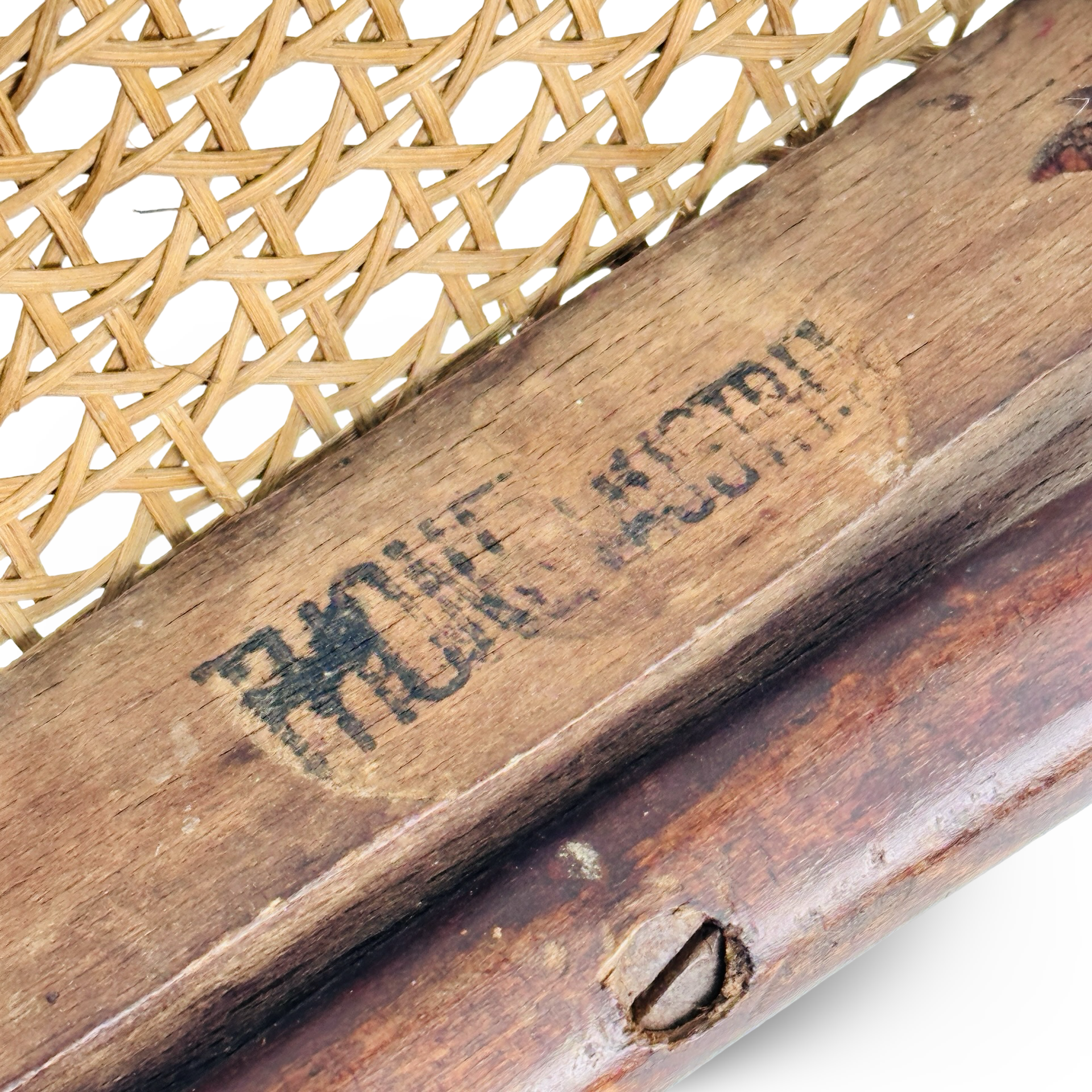 Thonet Bugholzstuhl Model 107 von 1900 mit originalem Geflecht in gutem Zustand