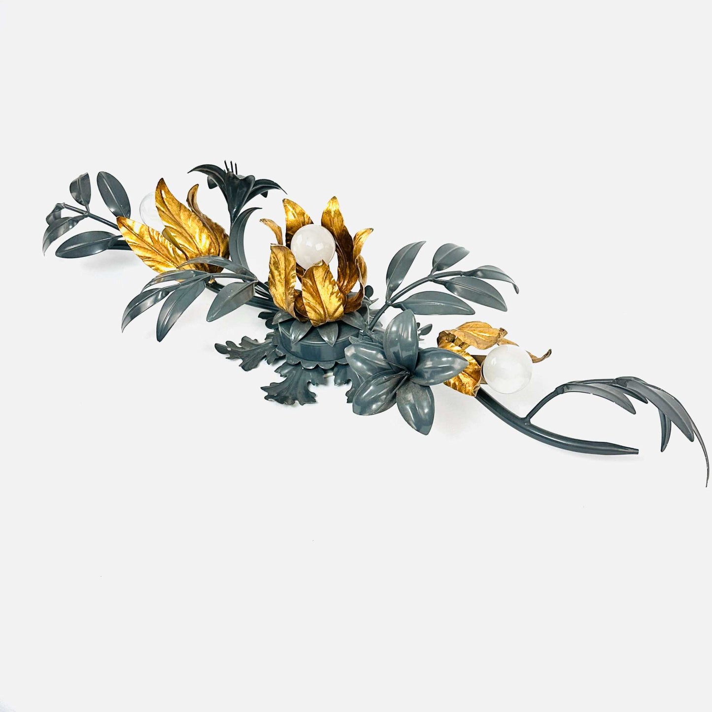 Florale Wand oder Deckenleuchte 70er Jahre mit E14 Birnen und floralem Design