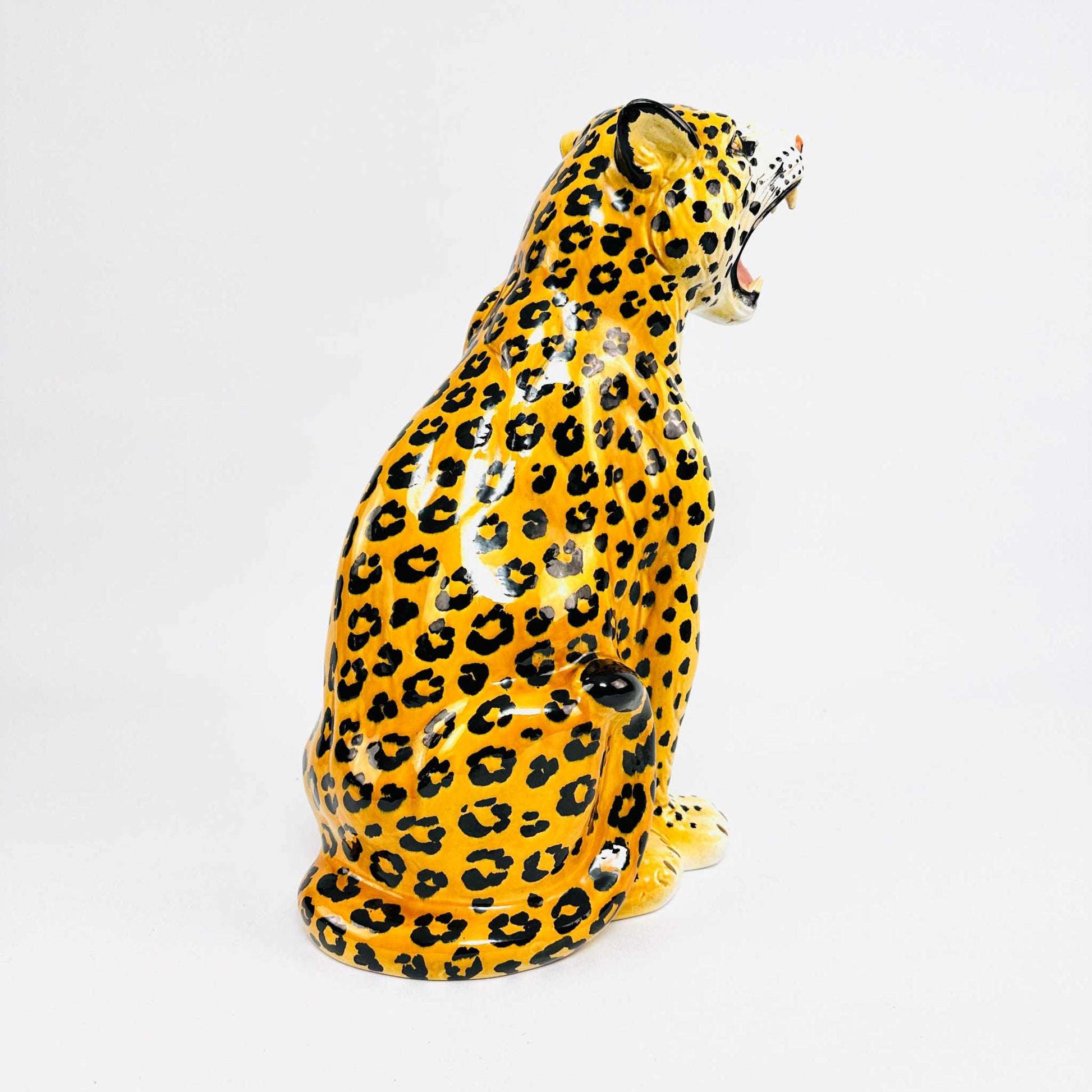Keramik-Leopard aus Italien der 1960er Jahre, handbemalt und signiert