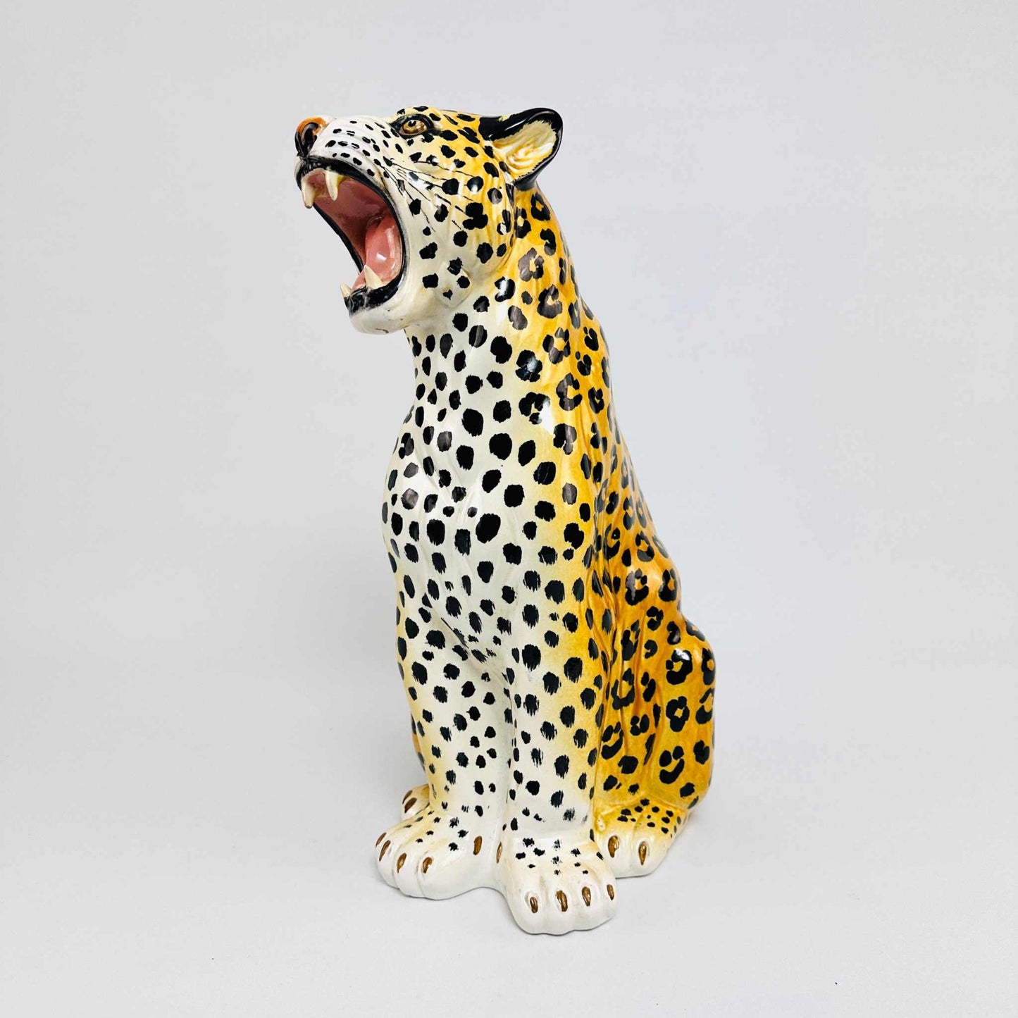 Keramik Leopard Italien 1960er Jahre signiert handbemalt stilisierte Rosetten