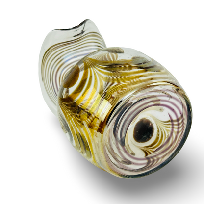 Unterseite der mundgeblasenen Glasvase mit spiraligem Bodenmuster