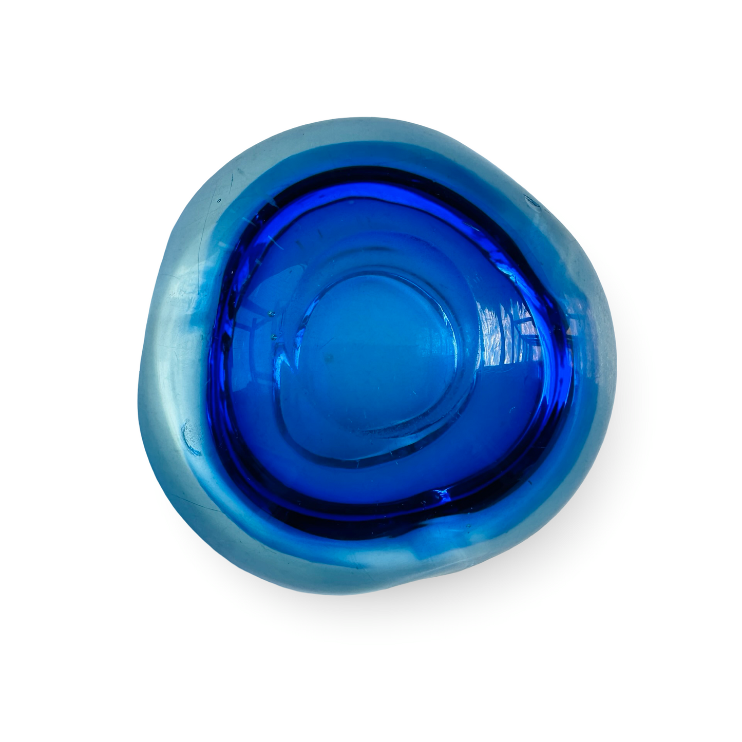 Blauer Murano Aschenbecher aus den 1970er Jahren, 10,5 cm Durchmesser, 4,5 cm Höhe, guter Zustand