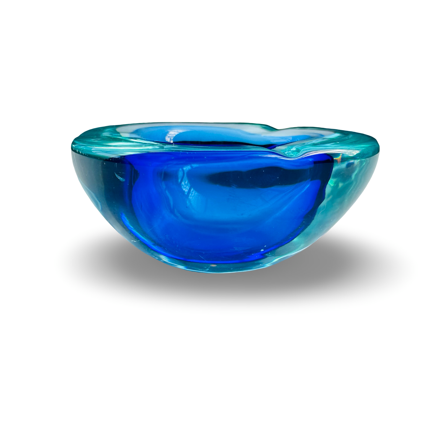 Blauer Murano Aschenbecher aus den 1970er Jahren, Durchmesser 10,5 cm, Höhe 4,5 cm, guter Zustand