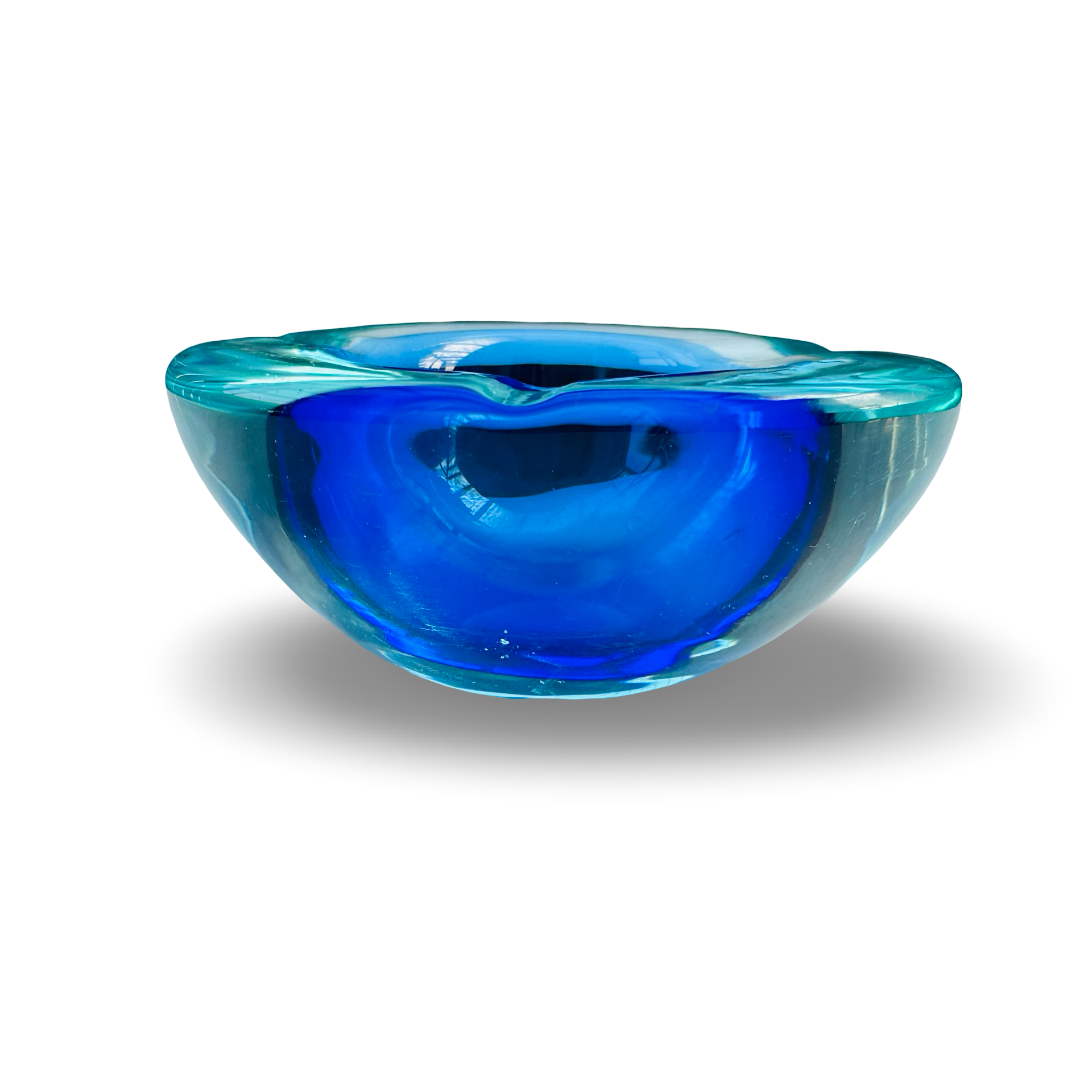 Blauer Murano Aschenbecher aus den 1970er Jahren, Durchmesser 10,5 cm, Höhe 4,5 cm, guter Zustand
