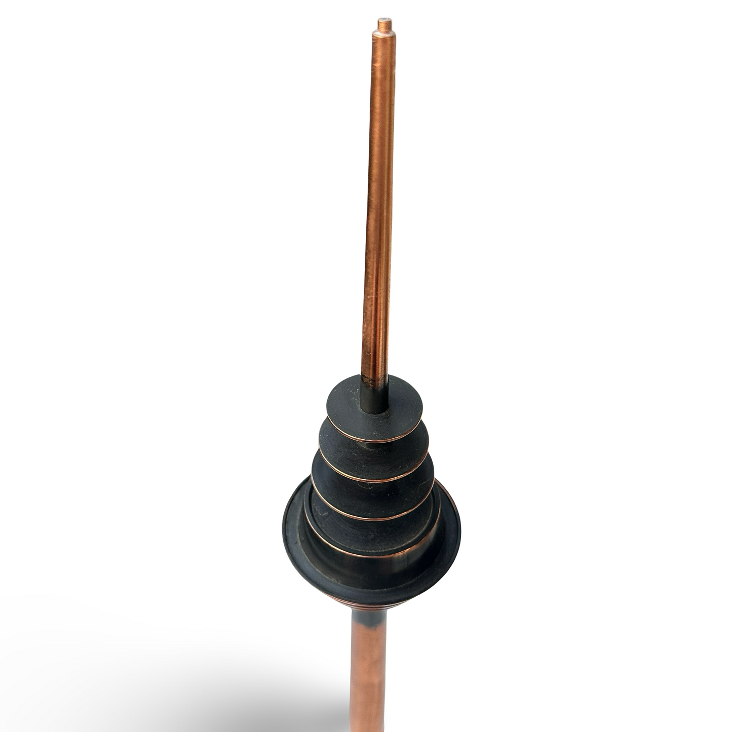 Fernsehturm-Skulptur, gedrechseltes Kupfer brüniert, 55 cm, 1960er