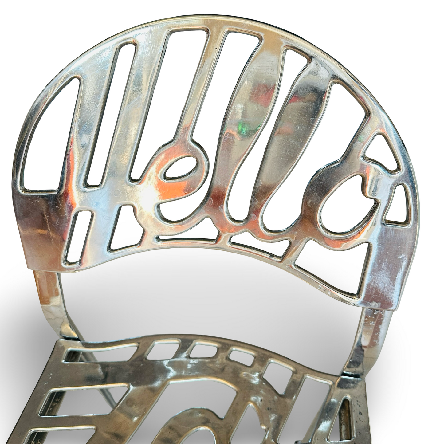 Artifort Hello There Chair von 1978 mit verchromtem Aluminium und ausgeschnittenem Schriftzug, ikonisches niederländisches Pop-Art-Design