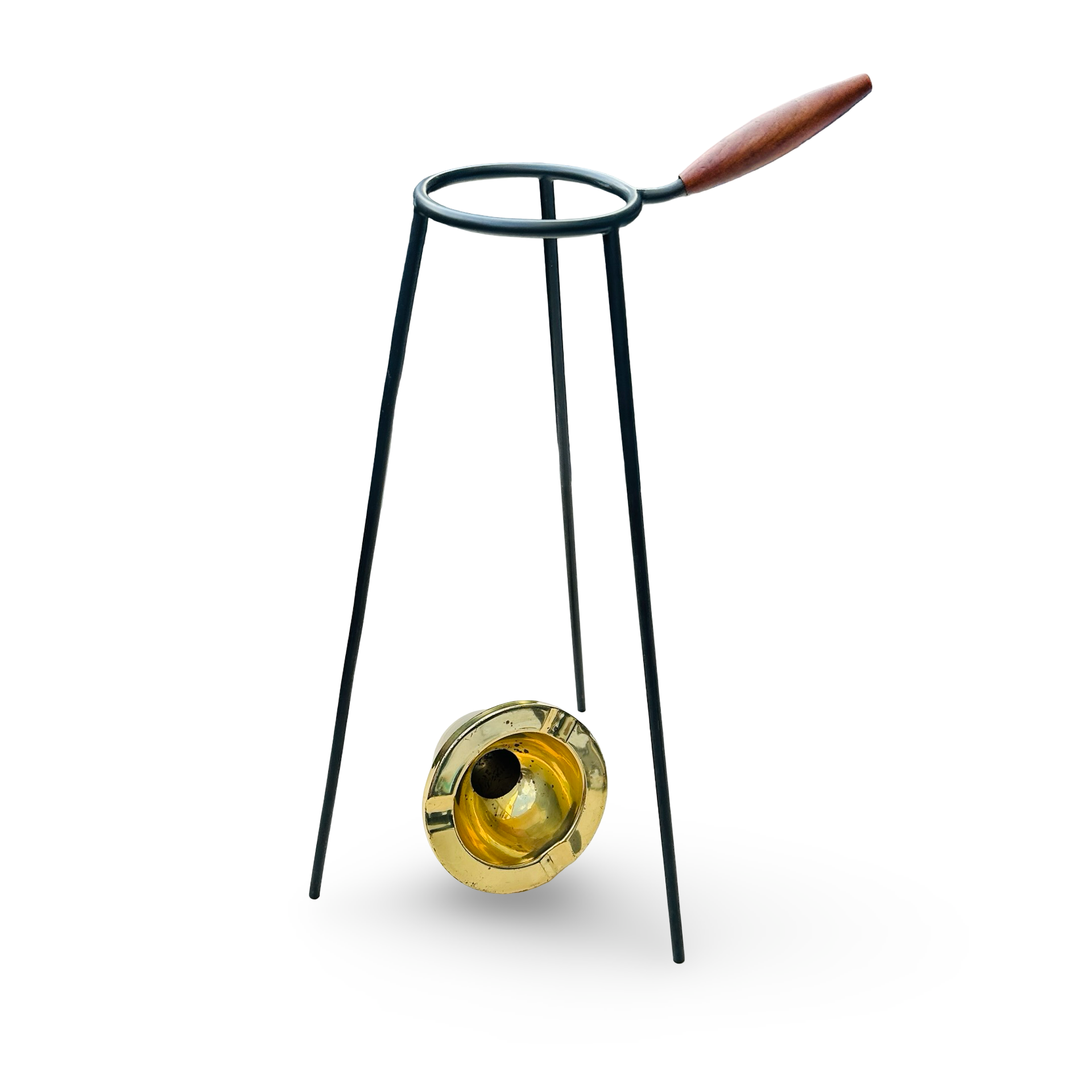 50er Messing und Metall Standaschenbecher mit Teakgriff und Patina, 53 cm hoch, original 50er Jahre Design