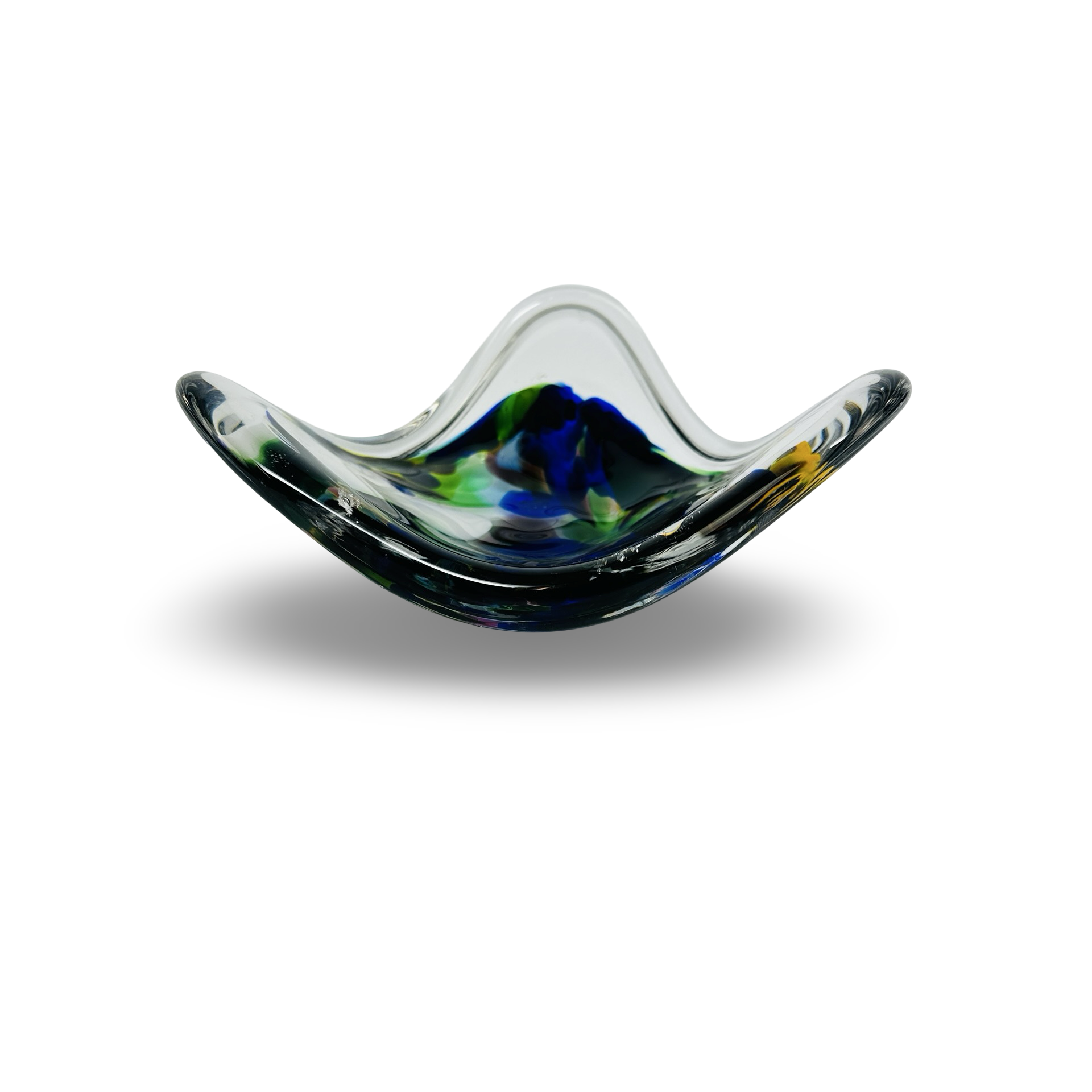 Murano Tutti Frutti Dreieckschale aus den 1960er Jahren mit multicolor Farbfragmenten in Klarglas