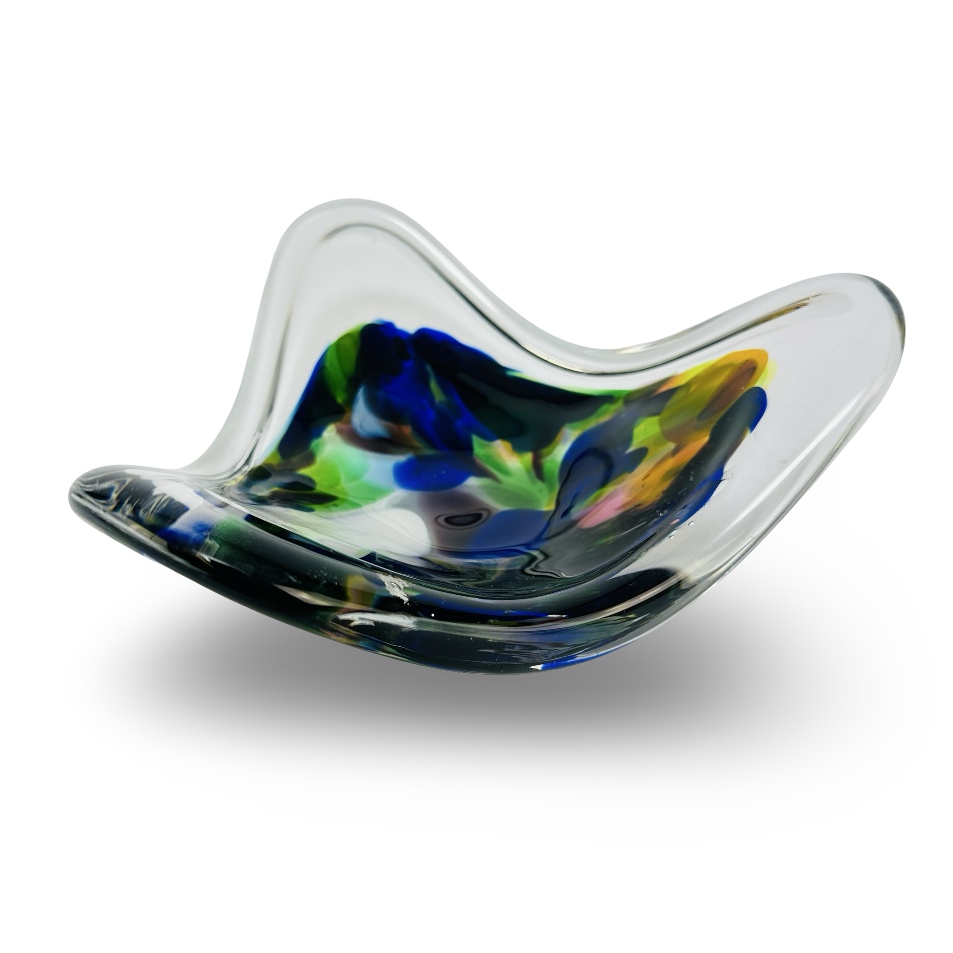 Murano Tutti Frutti bunte Dreieckschale mit eingeschmolzenen Farbfragmenten in klarem Glas, 1960er Jahre