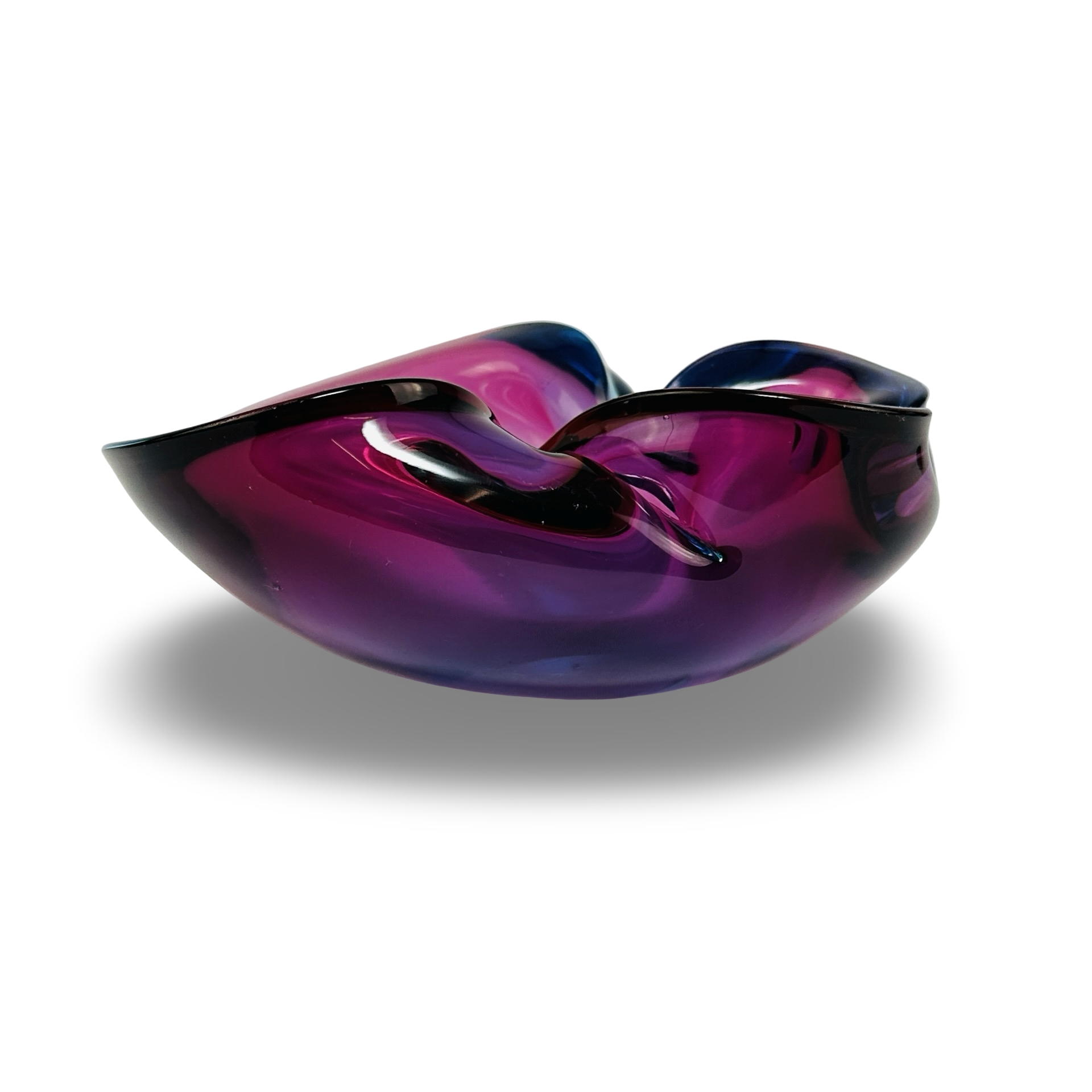Murano Sommerso Nierenschale in Aubergine-Fuchsia und Kobaltblau, handgeformt von Flavio Poli, 1960er Jahre