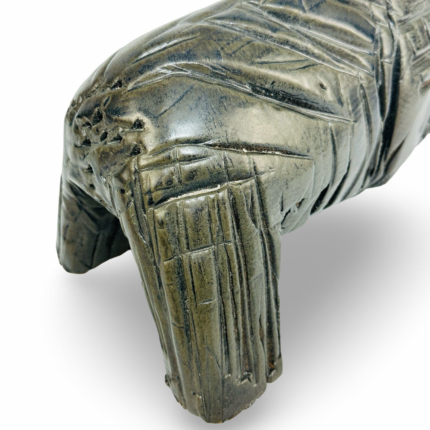 Monumentale Studiokeramik-Skulptur eines Rhinozeros aus französischem Grès, signiert „Mosset“ aus den 1970er/80er Jahren