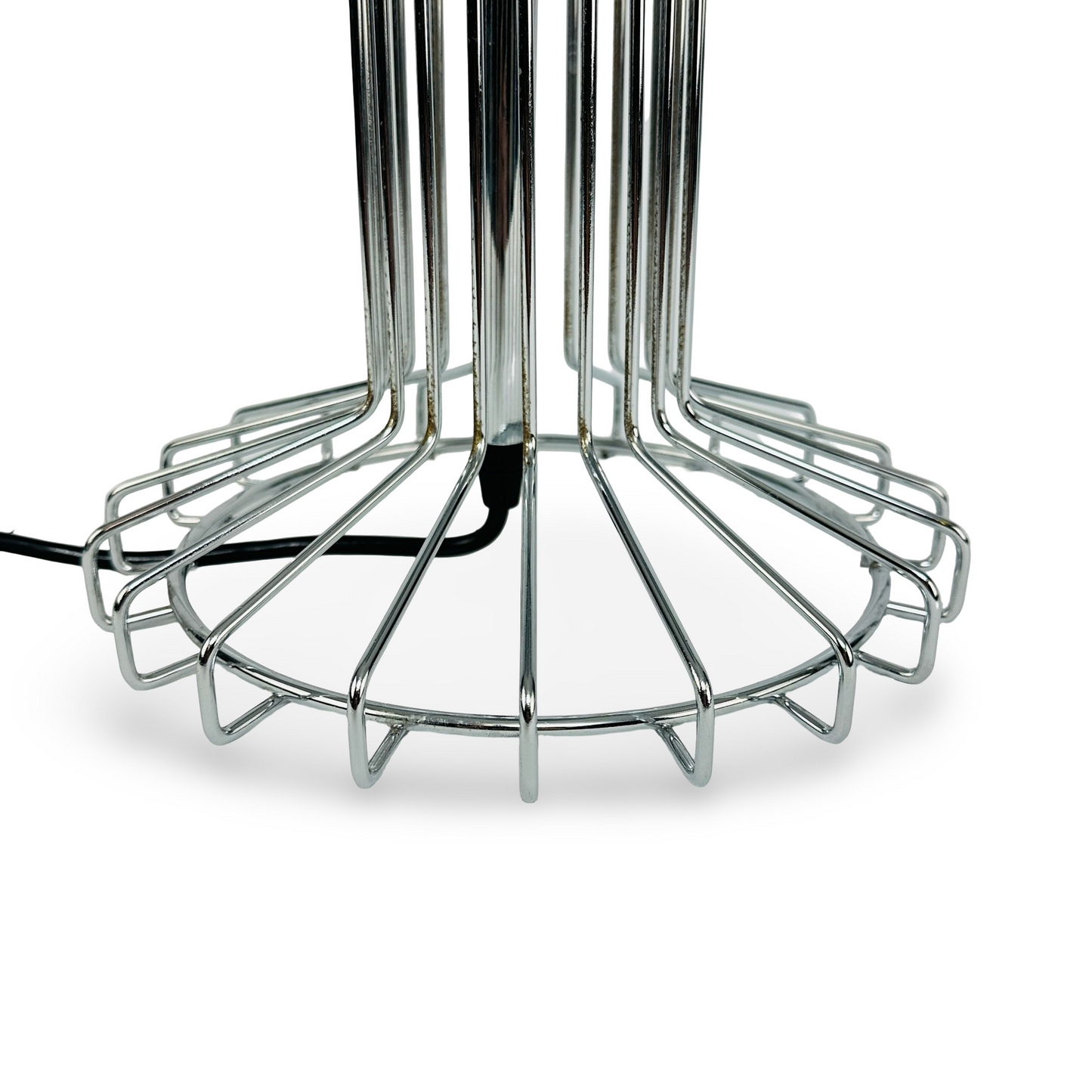 Chrom-Draht-Käfig Tischlampe im Space-Age-Stil der 1970er Jahre aus Frankreich und Italien, verchromter Drahtgestell mit skulpturalem Design