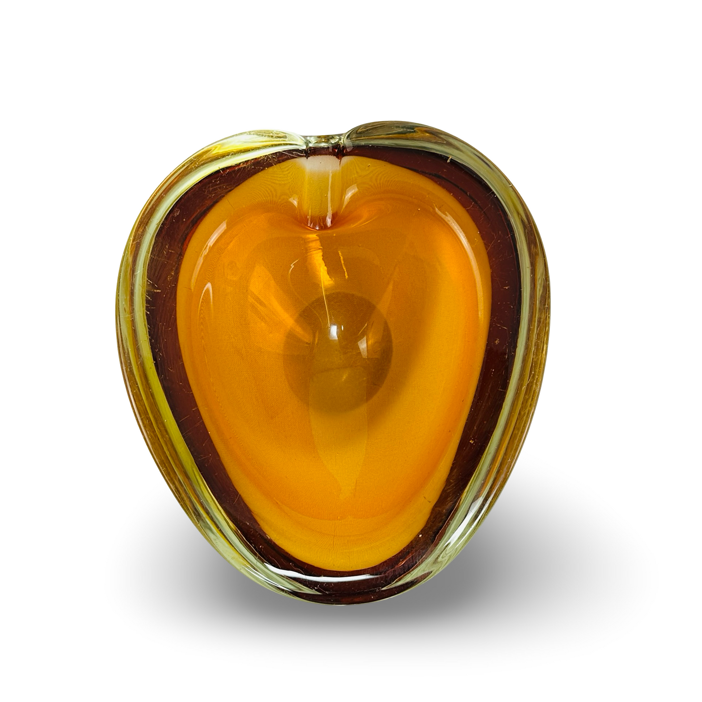 Sommerso Herzschale aus Murano-Glas mit bernstein-amber Kern und uran-gelbem Mantel im Stil der 1960er Jahre