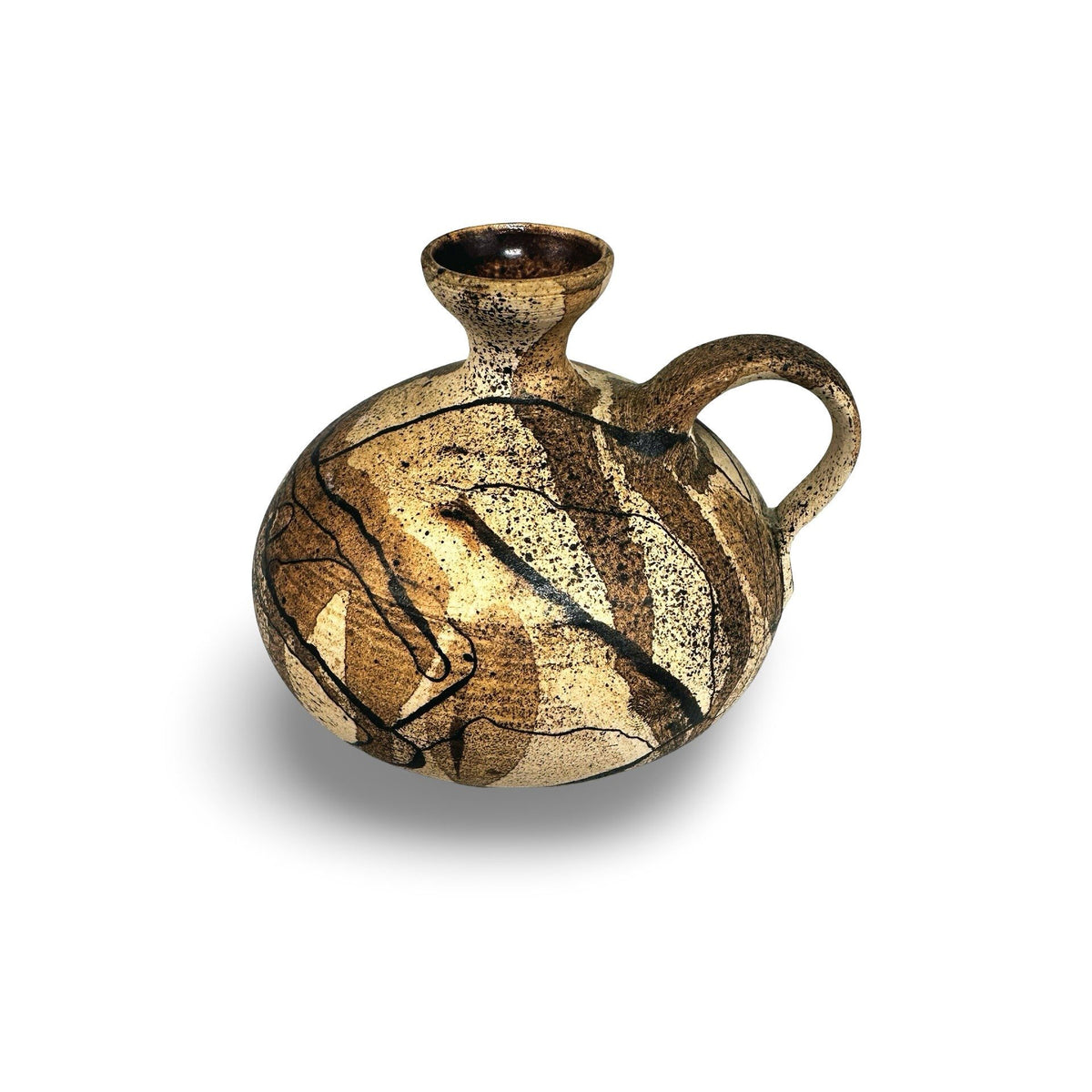 Vase en céramique d'atelier Liebenthron vue de dessus en biais, vue dans le col émaillé brun foncé à lèvre évasée