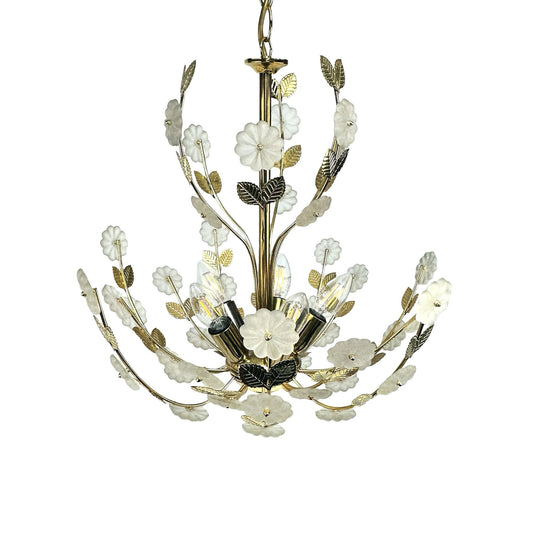 Lustre Ideal Lux, vue de face avec bouquet de tiges en laiton, fleurs en verre et cinq douilles bougie