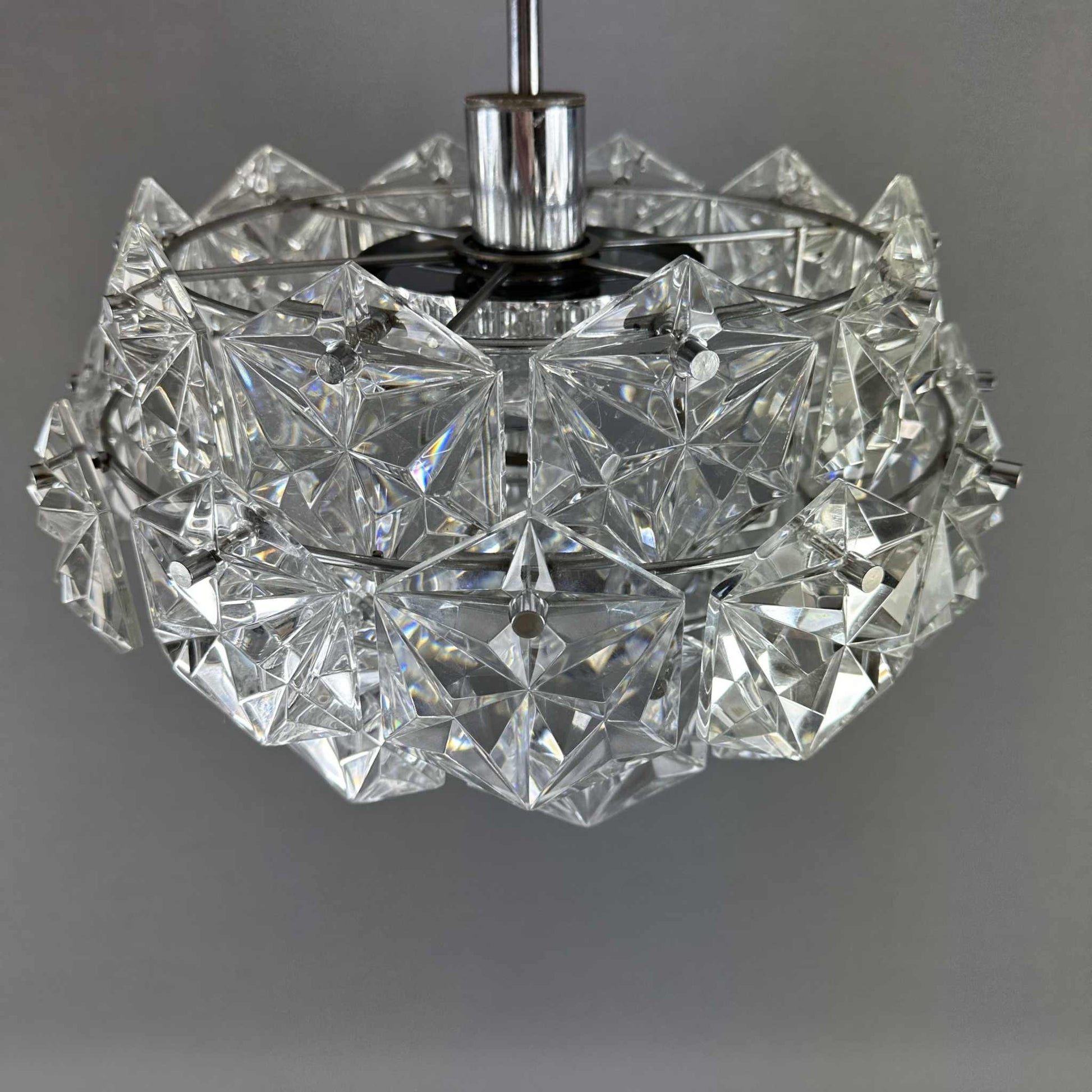 Kinkeldey Silber Kronleuchter mit Kristallglas 70er Vintage verchromtes Metall und 36 Kristalle