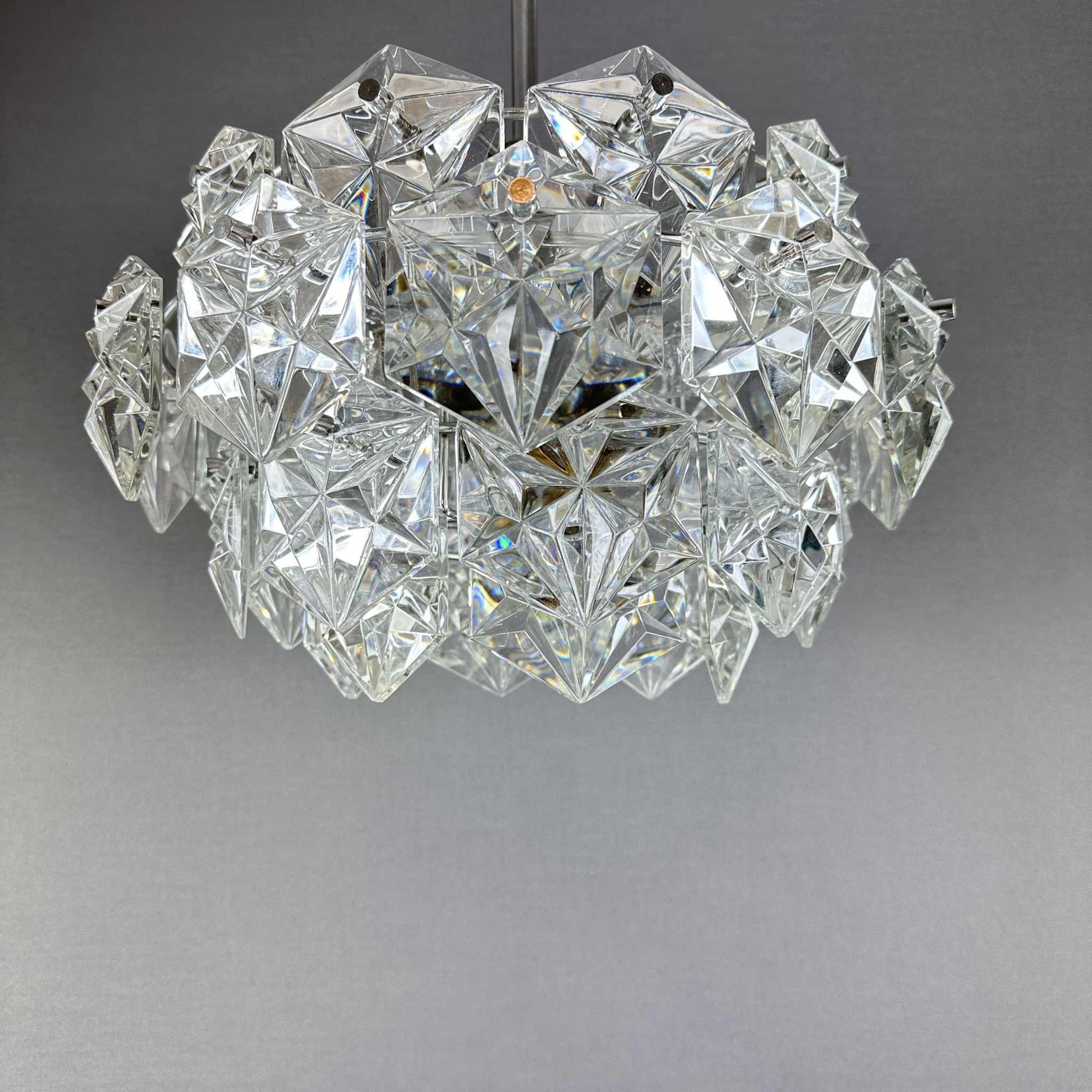Kinkeldey Silber Kronleuchter mit Kristallglas aus den 70er Jahren vintage verchromtes Metall und 36 Kristalle