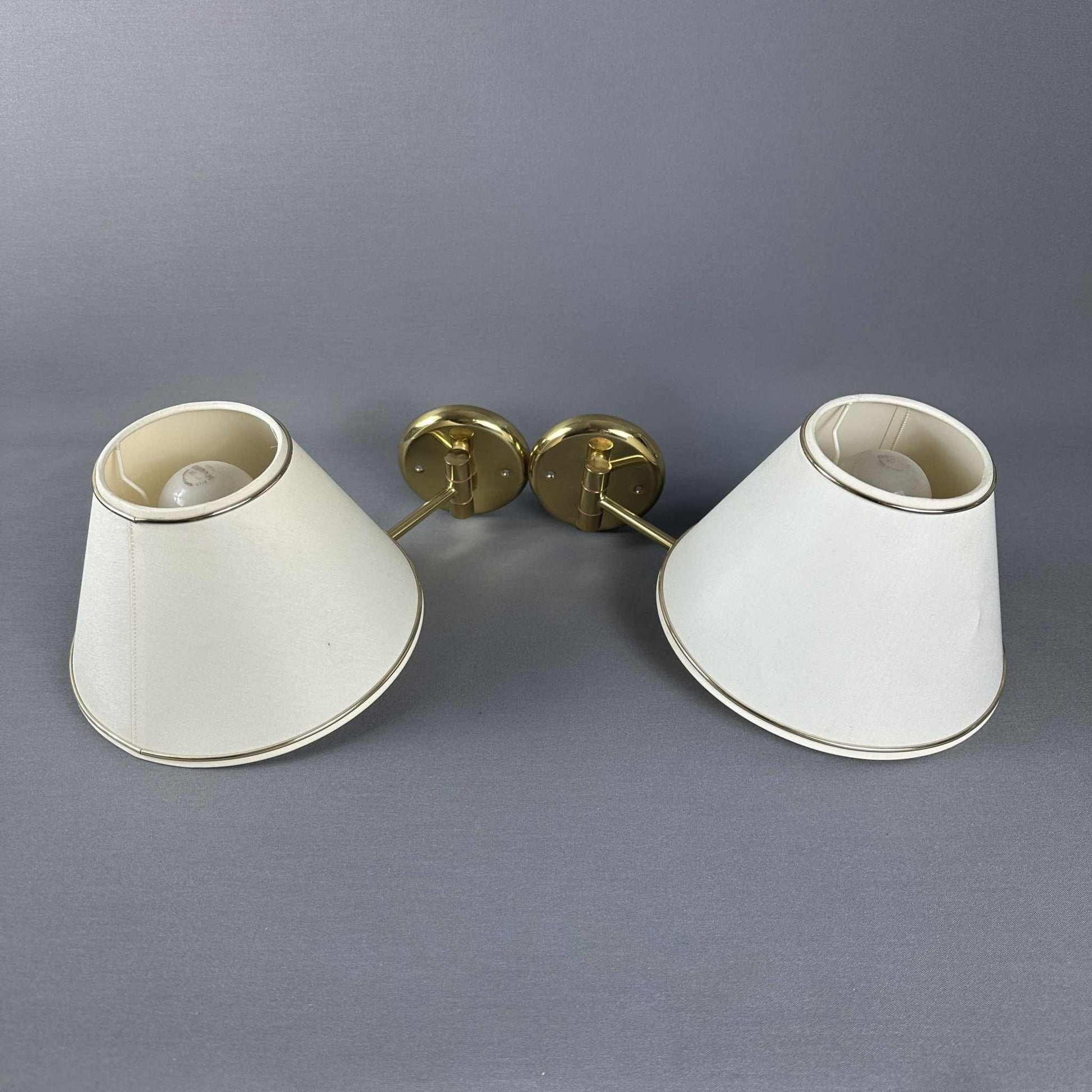 Messing Wandleuchte mit Schwenkarm im 1970er Regency-Stil, flexible Swing Wandleuchten Messing