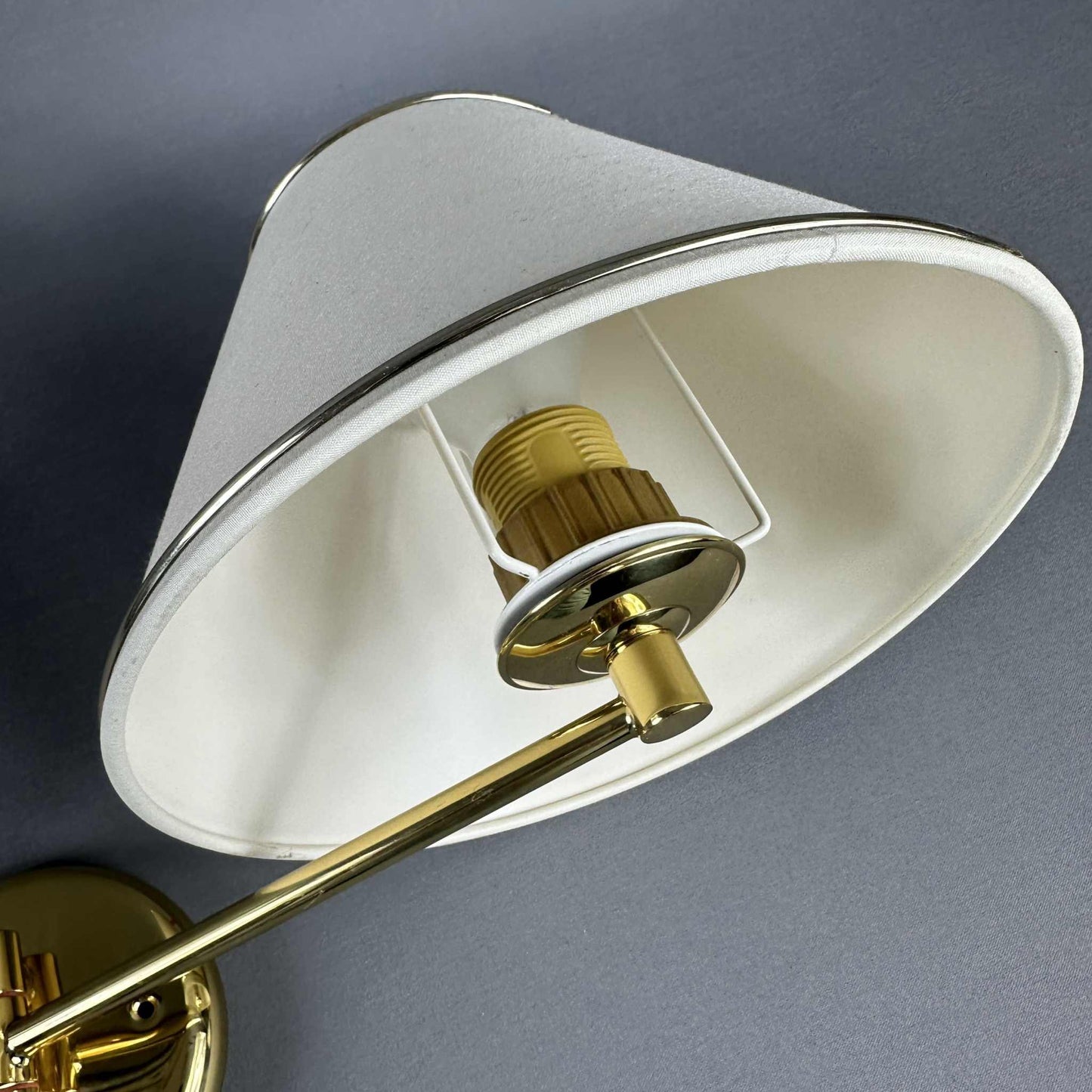 Messing Wandleuchte mit Schwenkarm im 1970er Regency-Stil, flexible Swing Wandleuchten Messing zur Akzentbeleuchtung
