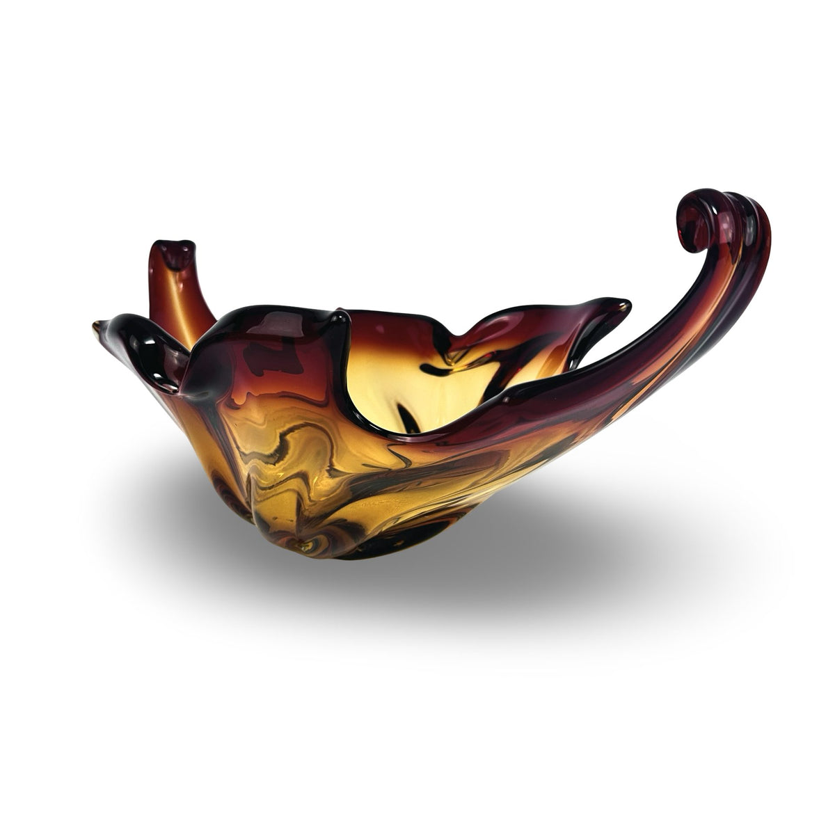 Murano Sommerso centrepiece, side view with raised scroll and wavy points