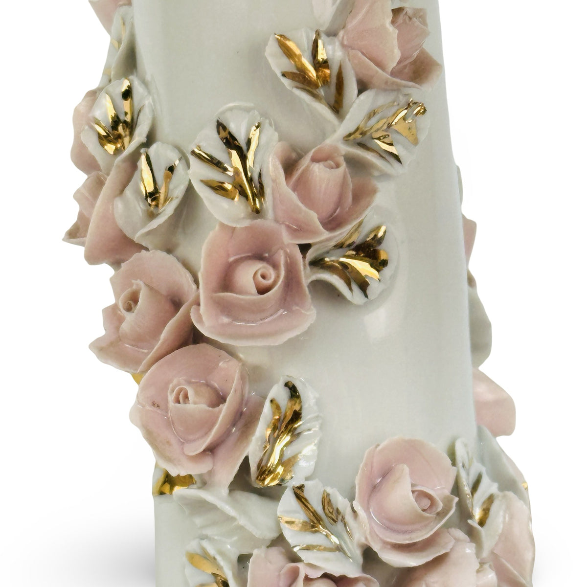 Rosenranke aus rosa Porzellanrosen und goldgehöhten Blättern an der Lampensäule, Detail